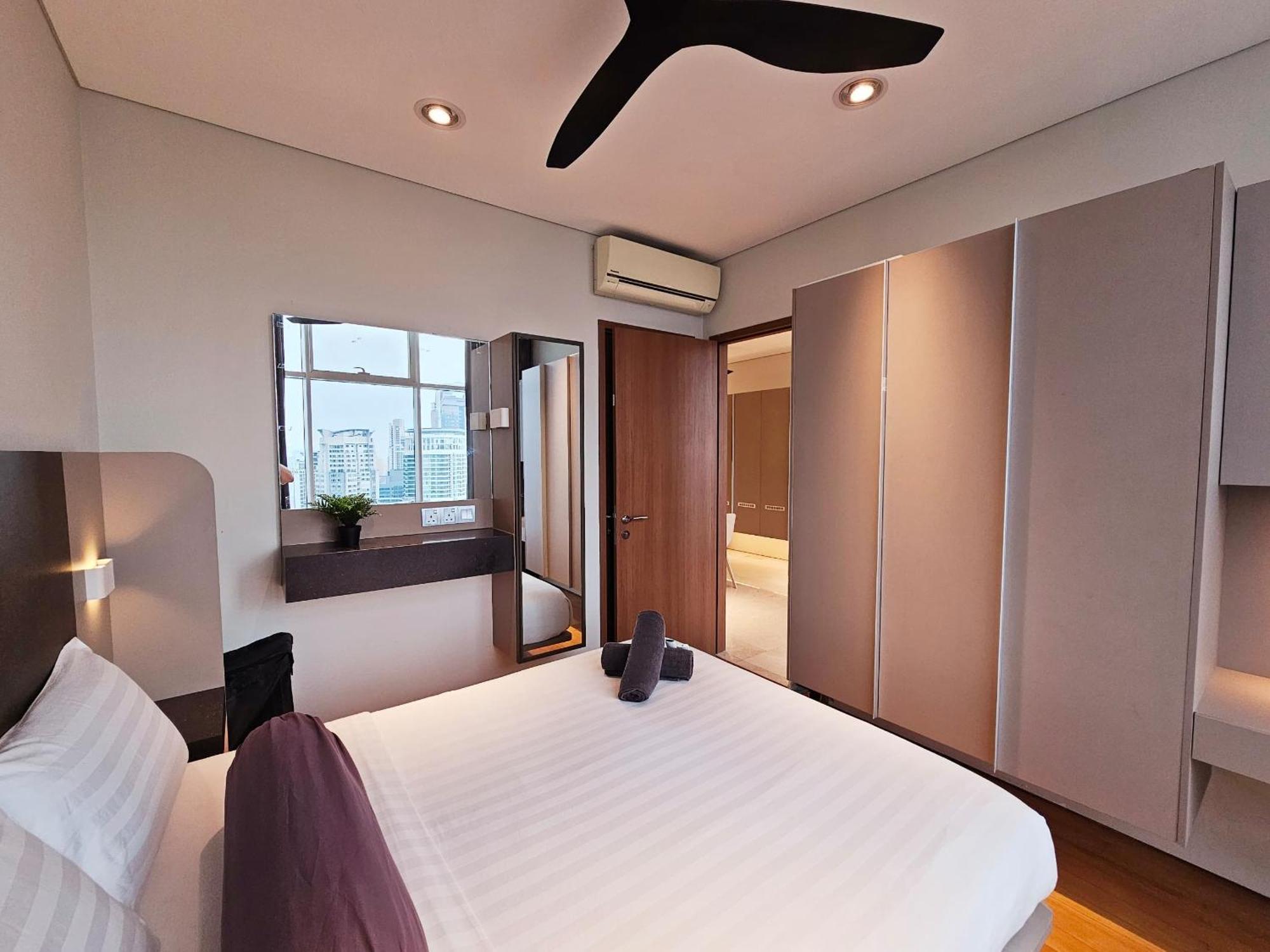Sky Suites Klcc By Ali Kuala Lumpur Exterior photo